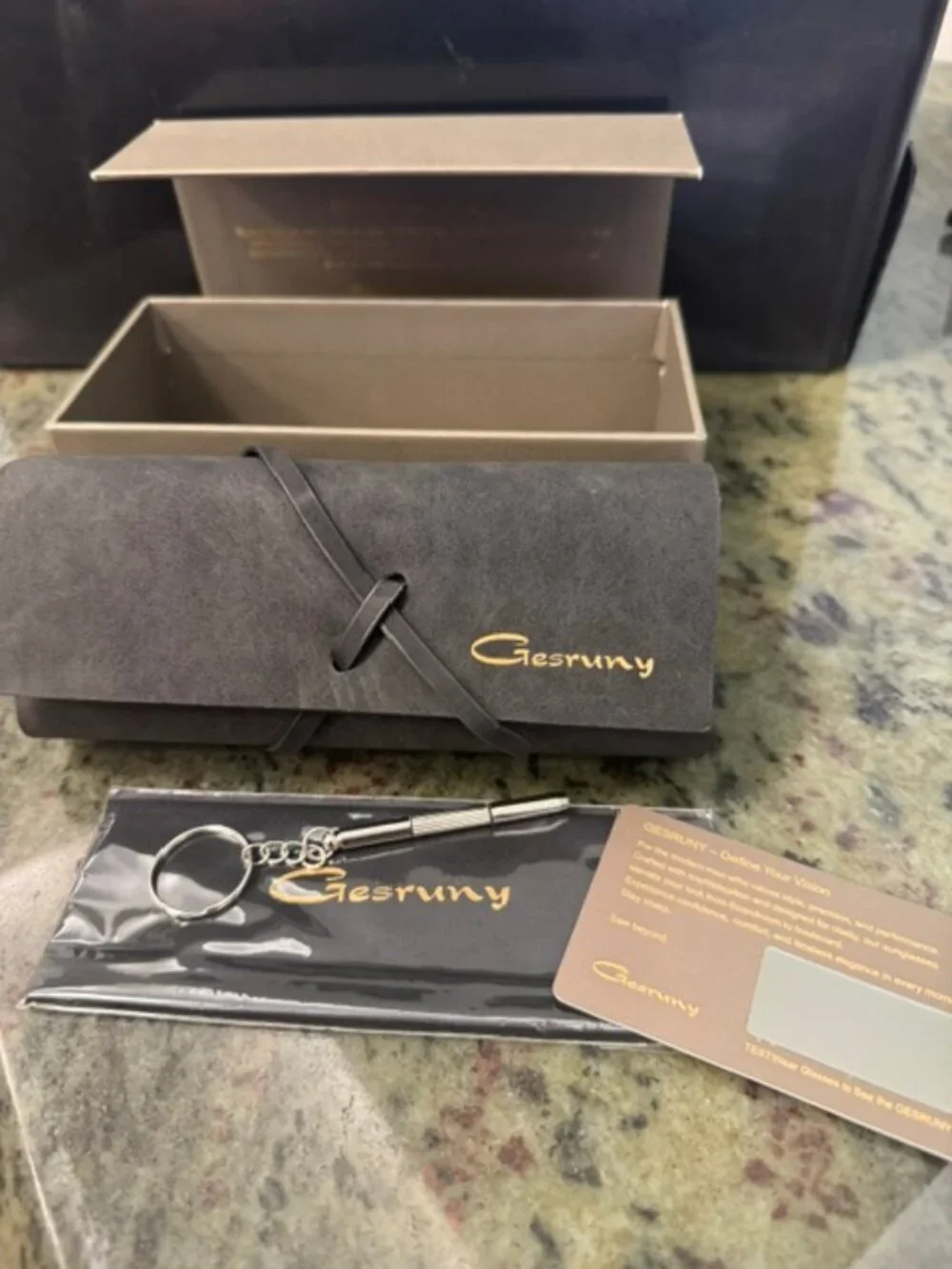 Gesruny 1645 C02 Polarized 56 17 145 Men's Sunglasses w/Case & Accessories NWT